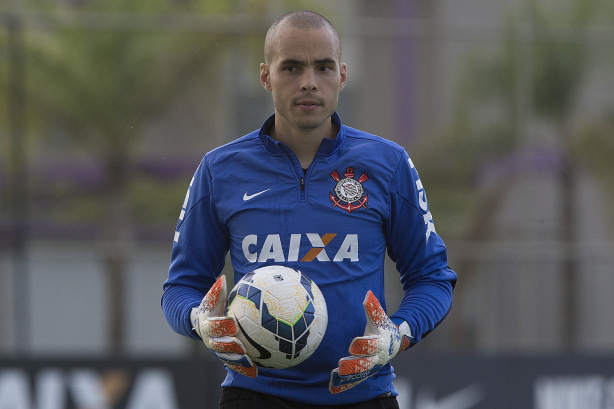 J�lio Cesar elegeu nove ex-corinthiano em sele��o da carreira