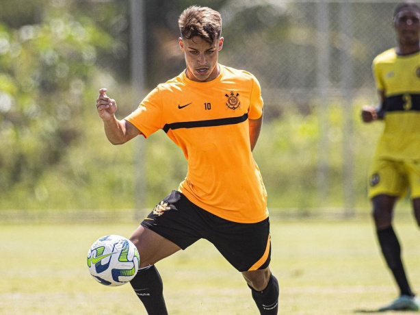 Guilherme Zimovski fez apenas tr�s jogos pelo Corinthians e retornou ao Capivariano para 2024