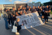 Torcedores do Corinthians fazem protesto no CT contra contrata��o de Cuca; veja imagens