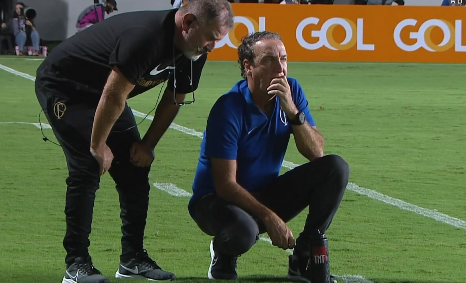 Cuca  o quarto treinador consecutivo do Corinthians que estreia com derrota