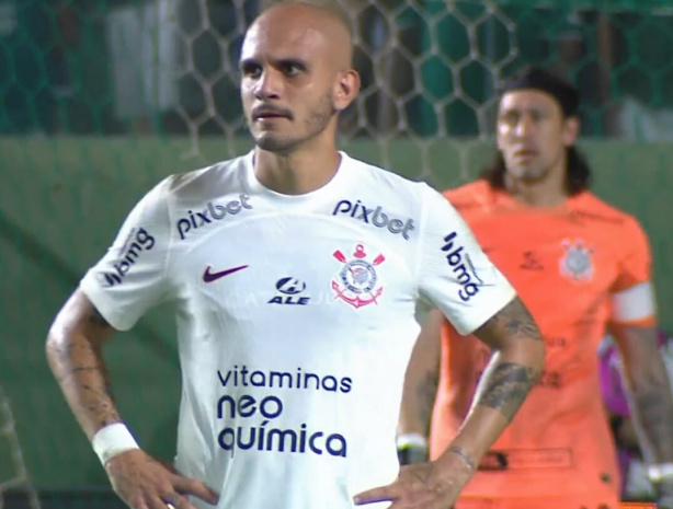 F�bio Santos contra o Goi�s