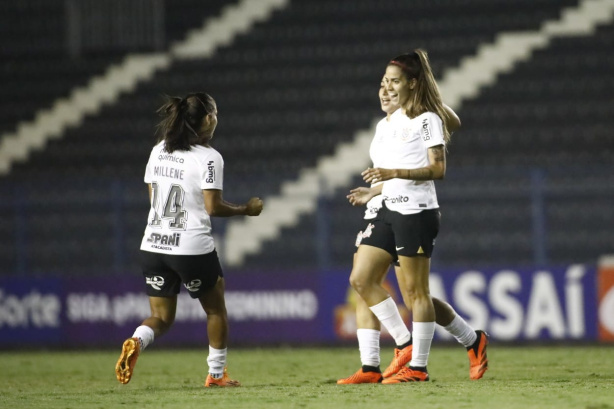 Corinthians vence São Paulo e é campeão do Paulista feminino - Lance - R7  Futebol