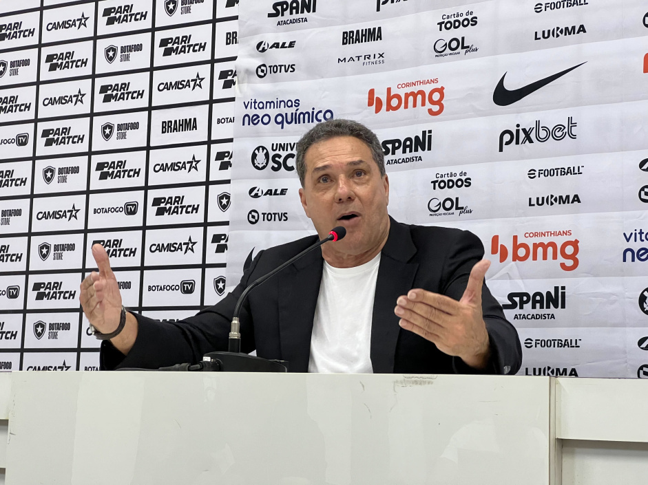 Luxemburgo comenta fase negativa do Corinthians na temporada