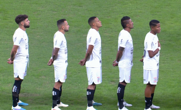 Corinthians perde para o Atl�tico-MG no primeiro jogo das oitavas de final da Copa do Brasil