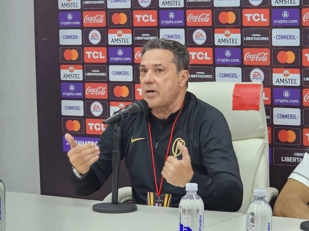 Luxemburgo afirmou que tem observado melhora no Corinthians a cada jogo