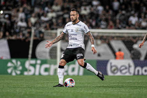 Maycon registra maior sequência como titular desde que voltou ao Corinthians