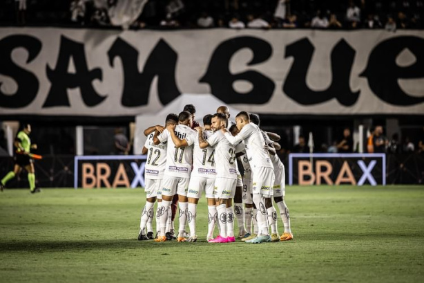 Assim como o Corinthians, o Santos também passa por crise
