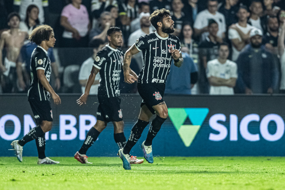 Corinthians enfim marcou um gol fora de casa sob o comando de Luxemburgo