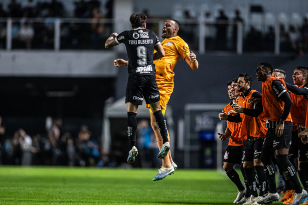 Corinthians vence clássico contra o Santos em jogo encerrado após