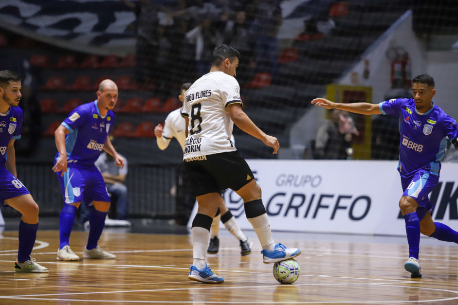 Corinthians visita o Braslia em busca de vaga nas quartas da Copa do Brasil de Futsal