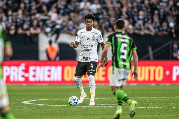 Euforia pelo triunfo e preocupação com defesa marcam classificação do Corinthians na Copa do Brasil