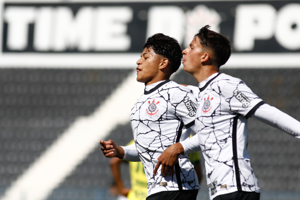 Corinthians goleia São José e se classifica para a próxima fase do  Paulistão Feminino Sub-17