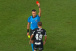 �rbitro Wilmar Rold�n aplicou o segundo amarelo para Ryan