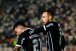 Matheus Bidu e Maycon durante jogo do Corinthians pela Sul-Americana