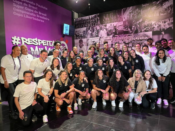 Paulistão feminino supera Brasileirão e tem premiação histórica