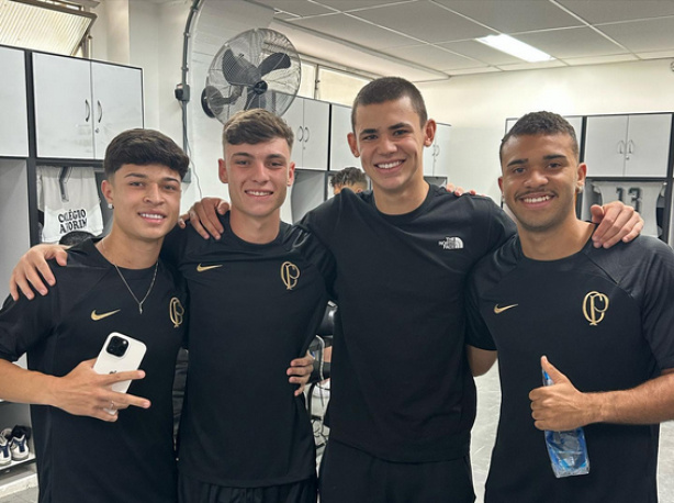 Volante do Corinthians acompanha jogo do Sub-20 e fala sobre processo de recuperação