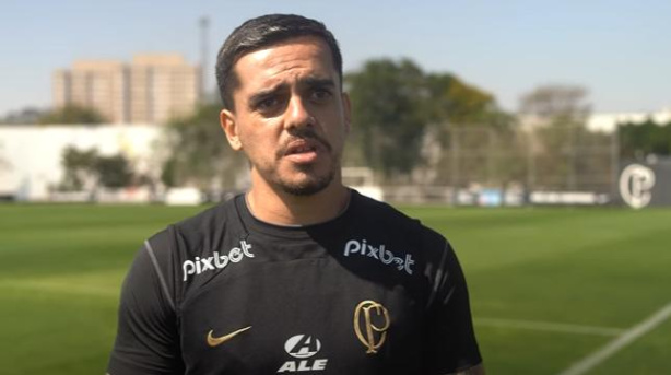 Fagner projeta jogo contra o Internacional e destaca confian�a no elenco