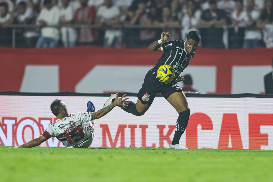 Corinthians Porto Velho - wEsLeY é JoGaDoR pRa SeGuNdO tEmPo Luxa errou  muito em ter começado com Fabio Santos e sem Wesley, era só ter repetido o  time do segundo tempo contra