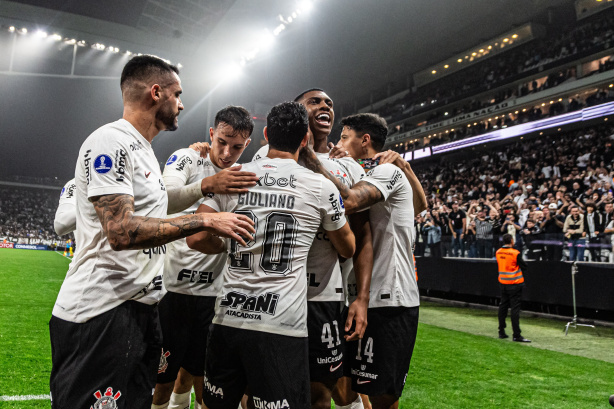 Estudiantes x Corinthians: saiba onde assistir ao jogo de hoje, Futebol