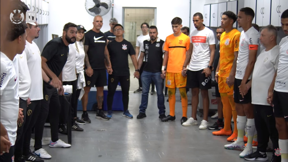 Discursos e resenhas marcam bastidores da vitria do Corinthians na Copa do Brasil Sub-20