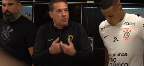 Pedido de Luxemburgo e vit�ria dedicada a v�timas de acidente marcam vit�ria do Corinthians na Sula