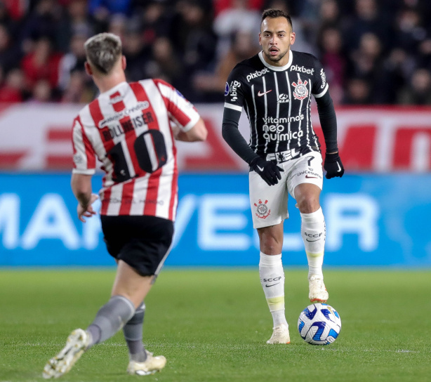 Maycon acredita que o Corinthians tem nível para chegar na final da Sul-Americana