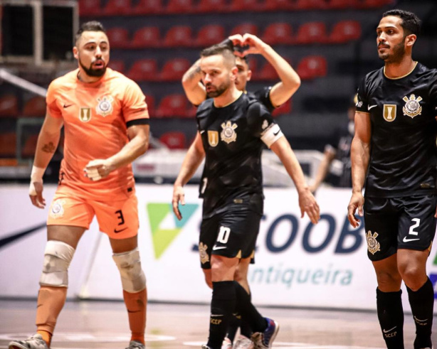 Corinthians pode enfrentar cinco times diferentes nas oitavas de final da LNF
