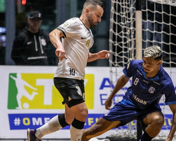 Corinthians encara o Minas nas oitavas de final da LNF