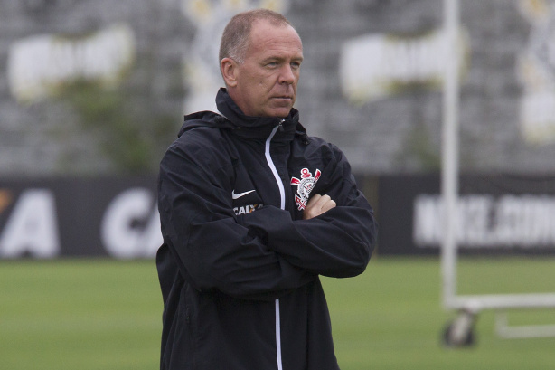 Reuni�o nesta quinta pode selar a volta de Mano Menezes ao Corinthians