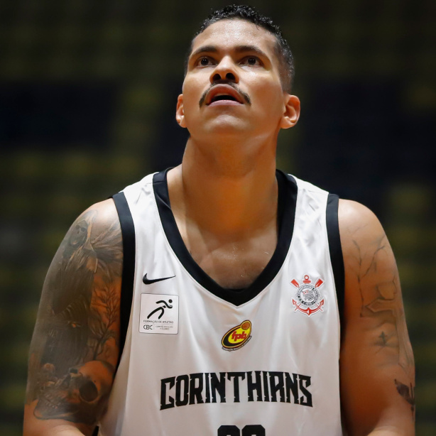 Hettsheimeir foi o cestinha do jogo entre Corinthians e S�o Paulo pelo Paulista de Basquete