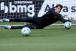 Goleiro destaque da base � relacionado para jogo do profissional do Corinthians pela primeira vez