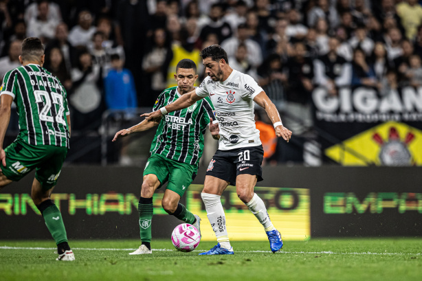 Corinthians empata no finalzinho do jogo com o lanterna América