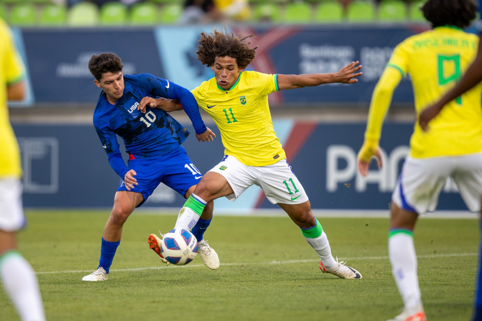 Pan de Santiago: Brasil vence na estreia do futebol masculino com