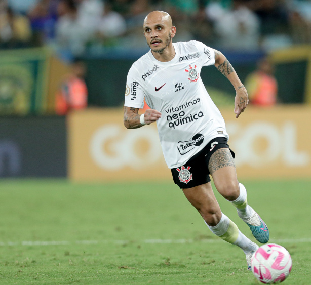 Agora você vê quem é jogador para o nível do Corinthians', dispara