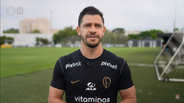 Giuliano projeta cl�ssico decisivo contra o Santos e destaca confian�a do Corinthians