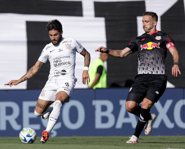 Yuri Alberto em a��o na partida contra o Red Bull Bragantino
