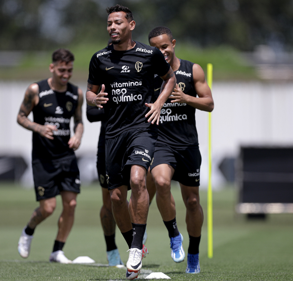 Corinthians se reapresenta e inicia preparao para o confronto contra o Atltico-MG