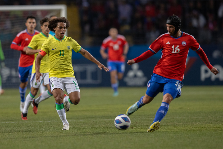 Guilherme Biro em ao na partida contra o Chile, na final do Pan-Americano