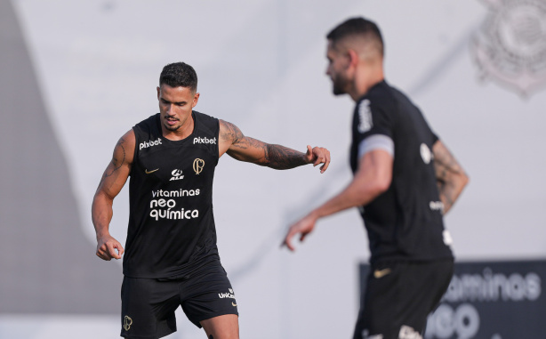 Wesley, inscrito pelo Corinthians na Libertadores, tem lesão no tornozelo, corinthians