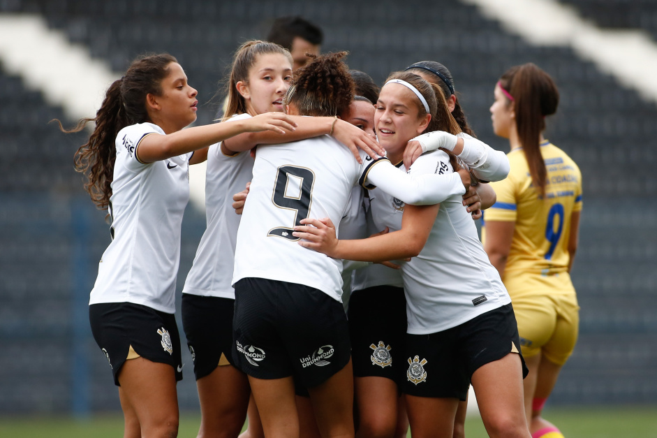 Corinthians encara o Grmio em busca de vitria para se classificar no Brasileiro Feminino Sub-17