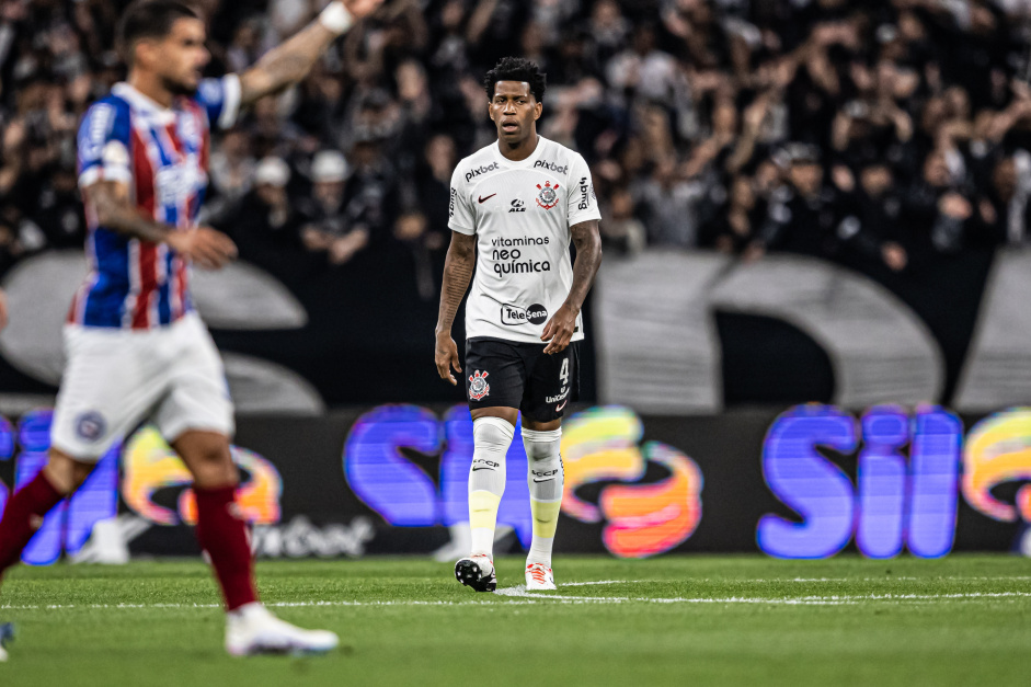 Corinthians faz partida aptica e sofre dura derrota para o Bahia em Itaquera