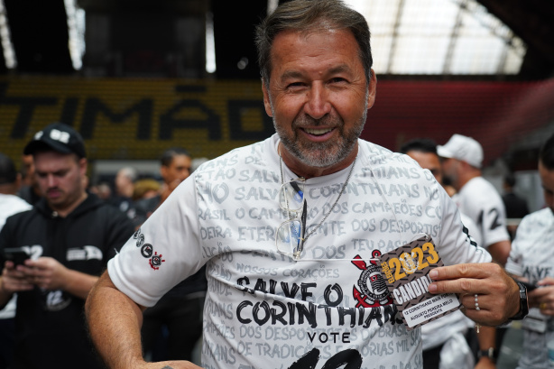 Augusto Melo � o novo presidente do Corinthians