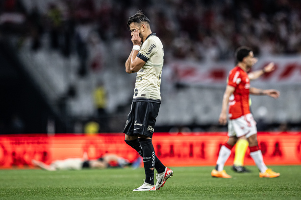 Pelo Brasileirão, Corinthians recebe Internacional na Neo Química Arena