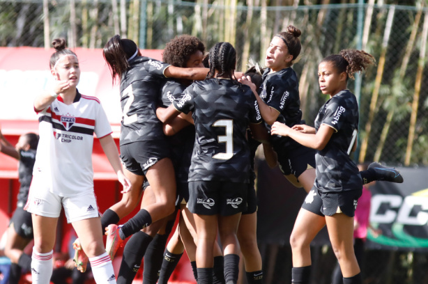 Basquete Tricolor encara o Fortaleza em último jogo antes do