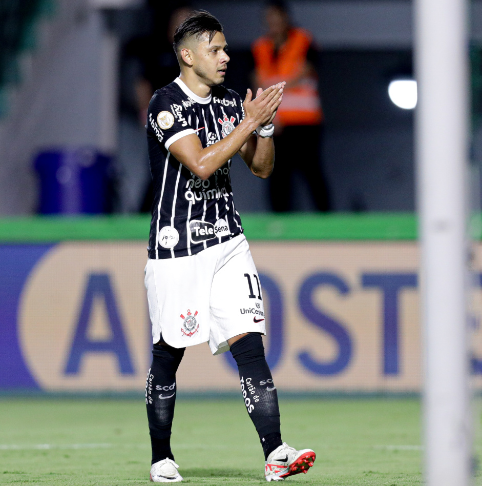 Romero terminou 2023 como terceiro maior artilheiro do Corinthians, com oito gols