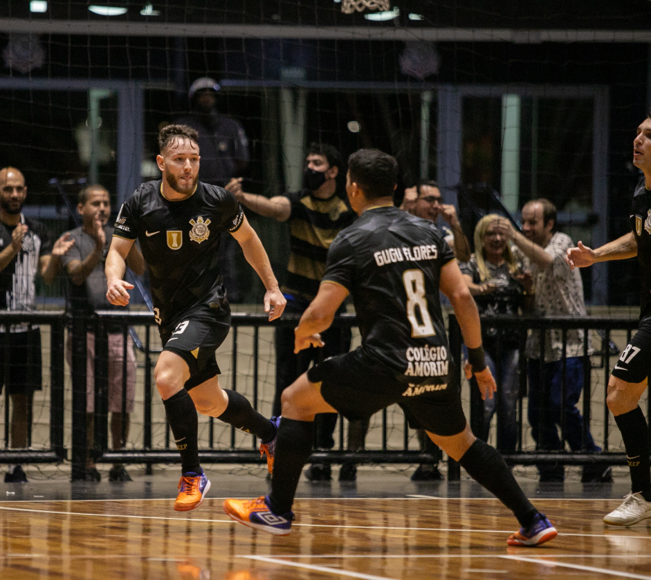 Corinthians Futsal inicia série Ganhando e Formando nas redes sociais