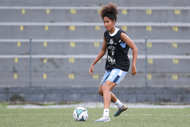 Corinthians Futebol Feminino on X: #AlôLiderança, chegamos! Em São José do  Rio Preto, com gols de @GabiDemoner, @CacauFernande12 e Maiara, o Timão  venceu a Ponte Preta por 3 a 0 e garantiu