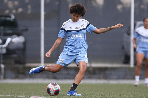 Futebol feminino: Corinthians bate o Santos e encaminha classificação no  Brasileiro