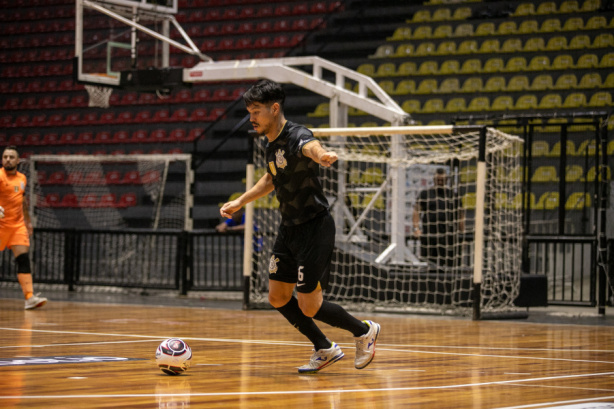 Daniel Japonês é outro nome que deve seguir no Corinthians Futsal para 2024