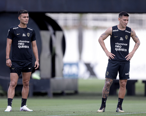 Tanto Fausto Vera quanto Matías Rojas foram bastante sondados por outros clubes mesmo com o mal futebol apresentado na reta final de 2023